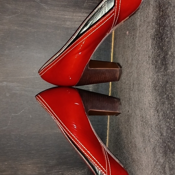 ARTTURO CHIANG MAROON HEEL PUMPS - Picture 9 of 13